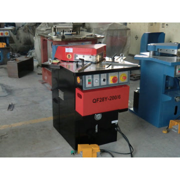 Hydraulic Notching Machine with Ce Standard Cutting and Shearing Machine